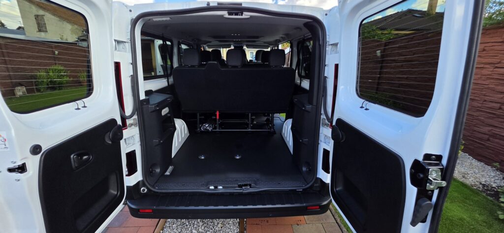 Renault Trafic Passenger – batožinový priestor